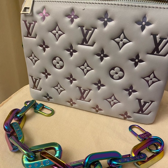 Louis Vuitton Gray Coussin Leather Bag with Iridescent Chain - Picture 2 of 9